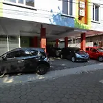 Reddoorz Plus Near Lippo Plaza Jogjakarta